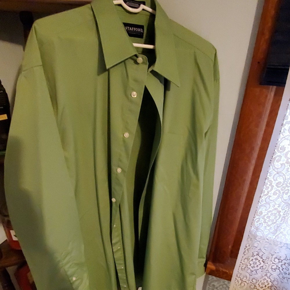 Mens button down dress shirt